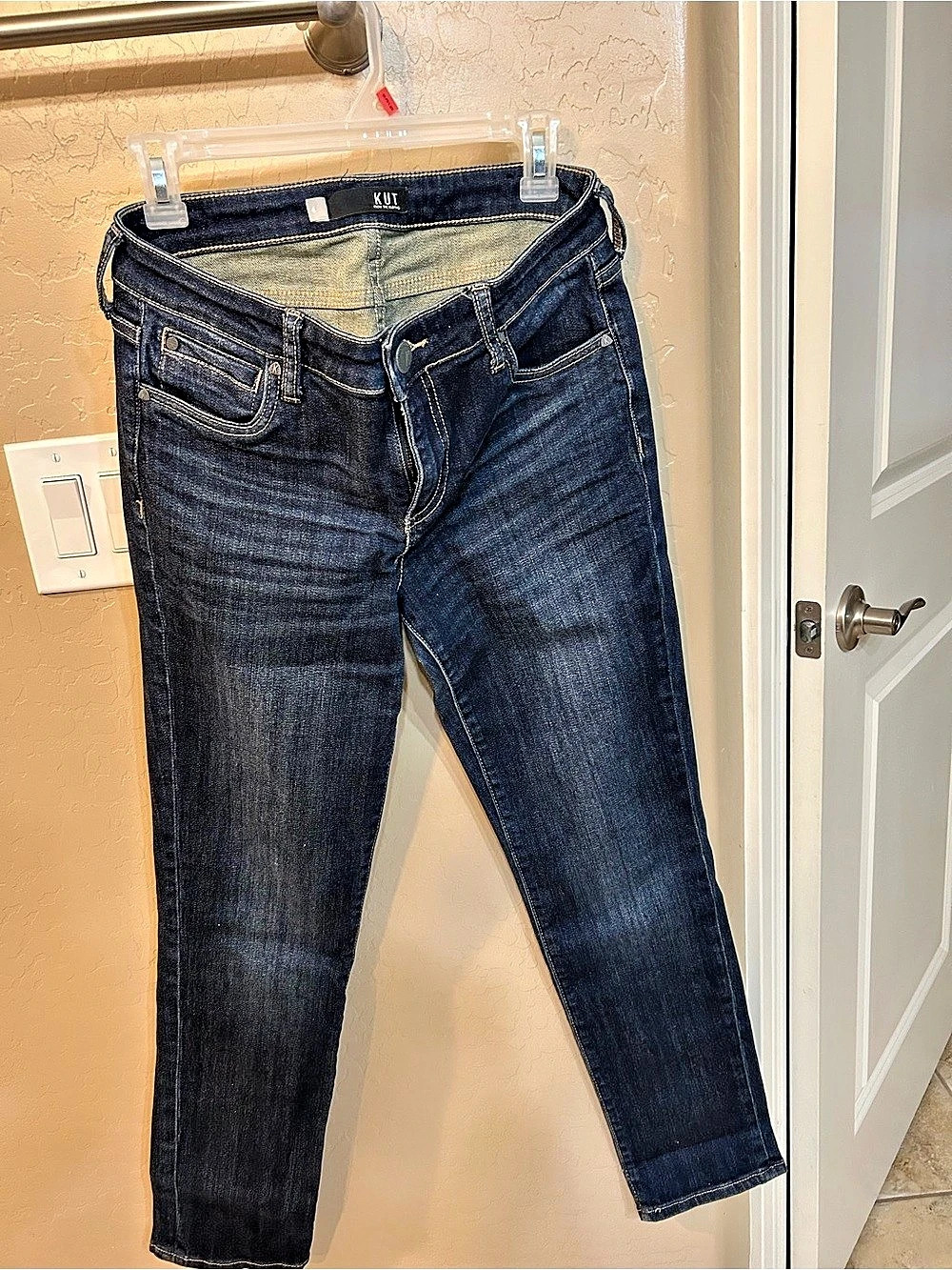 KUT from the Kloth Skinny Jeans in Blue Waist 4